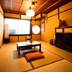 Waraku-an Guest house
